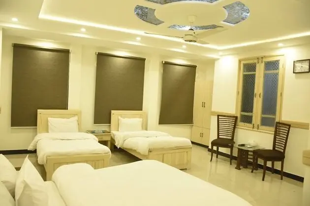 Deluxe Üç Kişilik Oda
