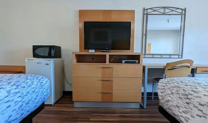 Double room with 2 King beds - Non Smoking