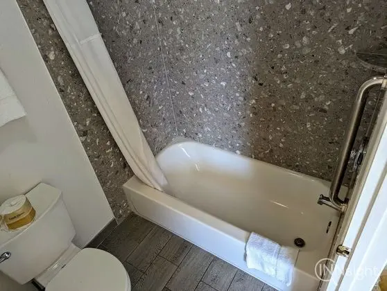 Double room with 2 King beds - Non Smoking