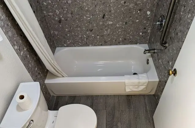 Double room with 2 King beds - Non Smoking