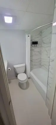 Basic Tek Büyük veya İki Ayrı Yataklı Oda