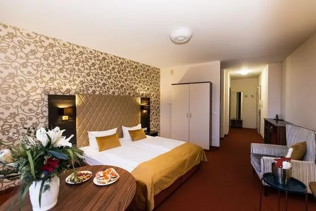 Comfort Tek Büyük Yataklı Oda