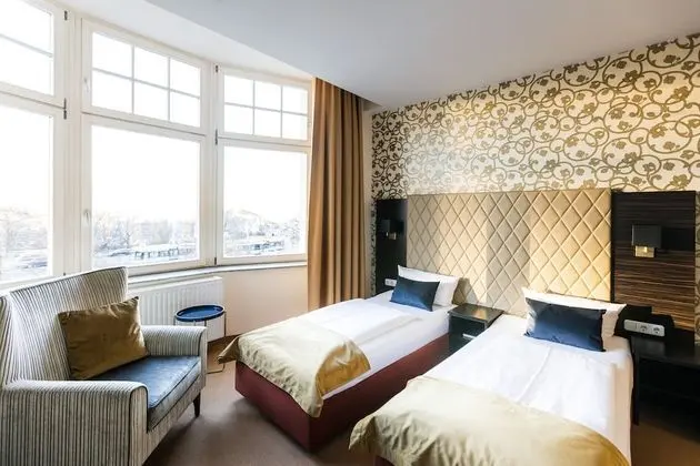 Comfort Tek Büyük Yataklı Oda