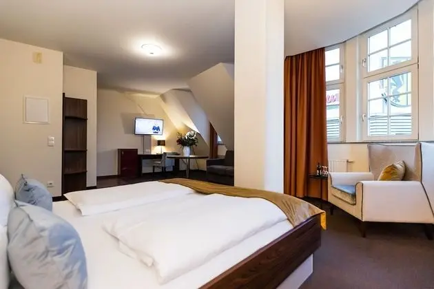 Comfort Tek Büyük Yataklı Oda