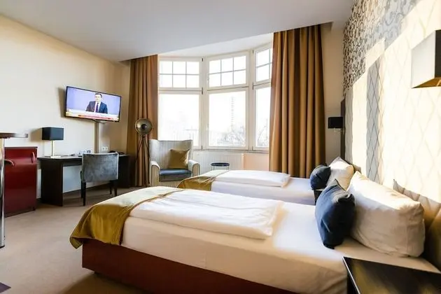 Comfort Tek Büyük Yataklı Oda