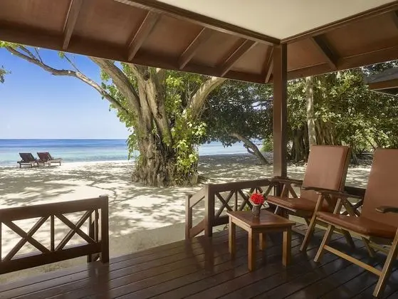 Deluxe Oda, Birden Çok Yatak, Plaj Manzaralı (Beach Villa)
