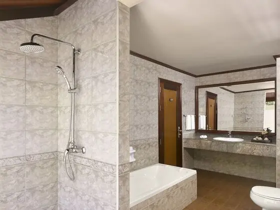 Deluxe Oda, Birden Çok Yatak, Plaj Manzaralı (Beach Villa)