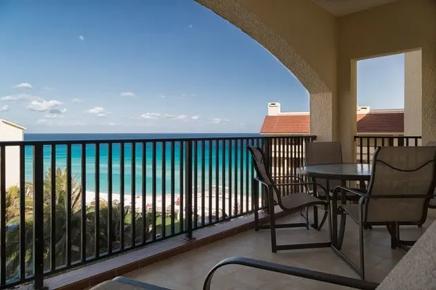 Suit Ocean View One Bedroom