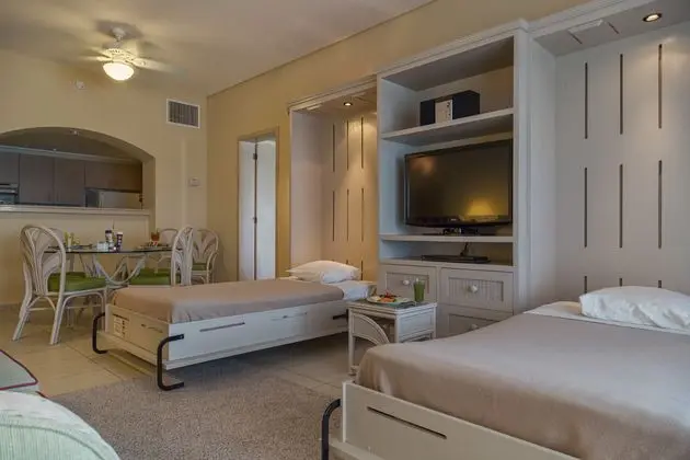 Suit Two Bedrooms