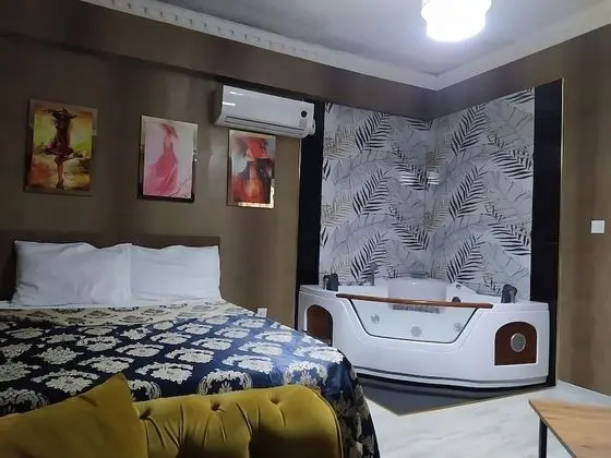 Luxury Tek Büyük Yataklı Oda, Sıcak Su Küveti