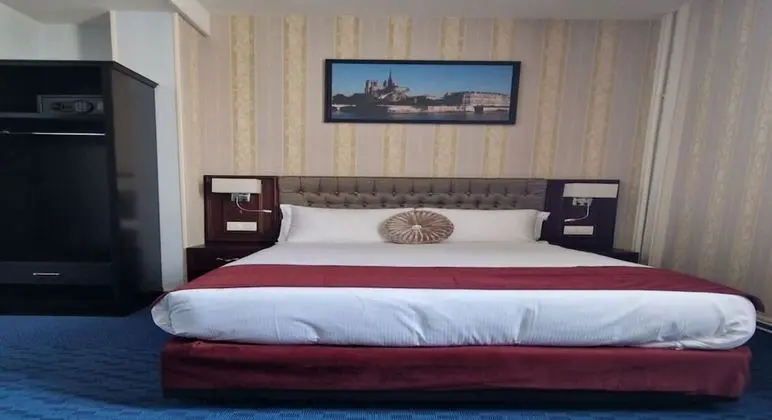Deluxe Tek Büyük Yataklı Oda, 1 Çift Kişilik Yatak
