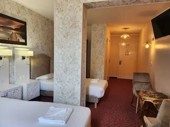 Deluxe Üç Kişilik Oda