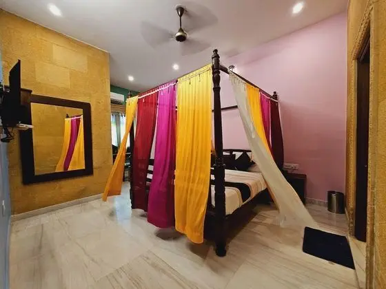 Deluxe Tek Büyük Yataklı Oda