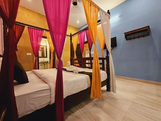 Deluxe Tek Büyük Yataklı Oda