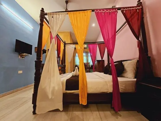 Deluxe Tek Büyük Yataklı Oda