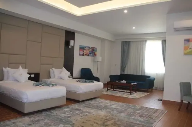 Tek Büyük Yataklı Oda, Şehir Manzaralı