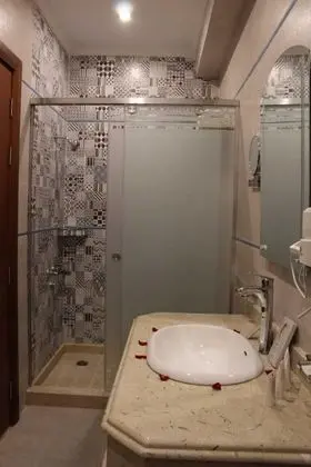Tek Büyük Yataklı Oda, Şehir Manzaralı