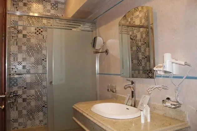 Tek Büyük Yataklı Oda, Şehir Manzaralı