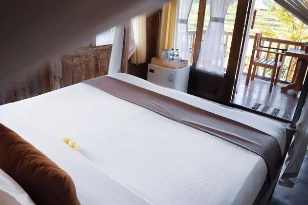 Deluxe Oda (Upper Floor)