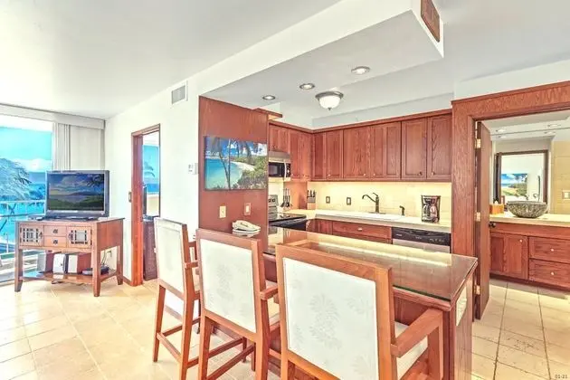 Comfort Daire, 1 Yatak Odası, Okyanus Manzaralı, Havuz Kenarı (Unit 514)