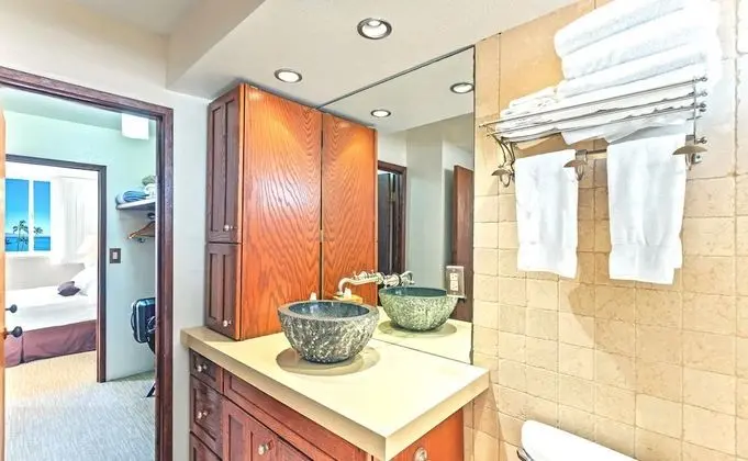 Comfort Daire, 1 Yatak Odası, Okyanus Manzaralı, Havuz Kenarı (Unit 514)