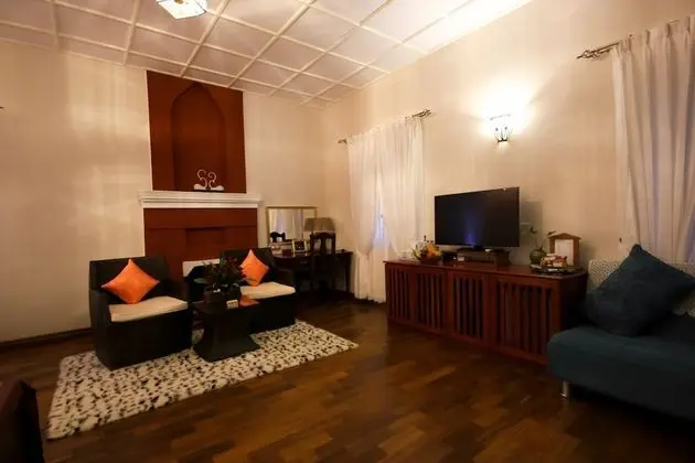 Royal Villa