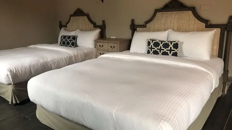 Deluxe Dört Kişilik Oda