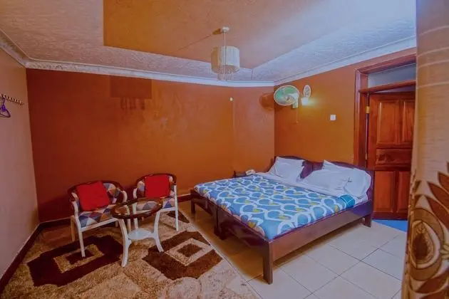 Deluxe Tek Büyük Yataklı Oda, Bahçe Manzaralı, Zemin Kat