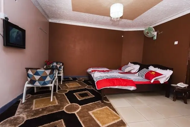 Deluxe Tek Büyük Yataklı Oda, Bahçe Manzaralı, Zemin Kat