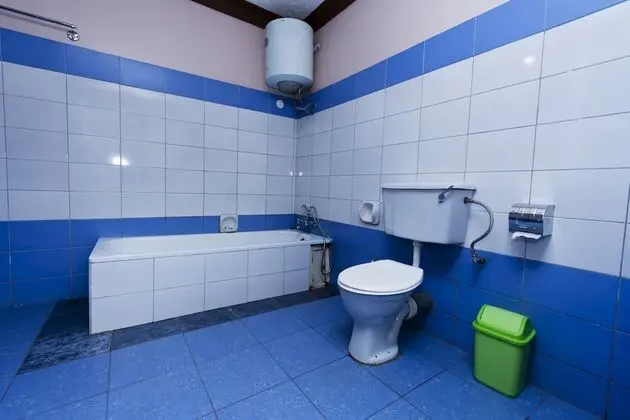 Deluxe Tek Büyük Yataklı Oda, Bahçe Manzaralı, Zemin Kat