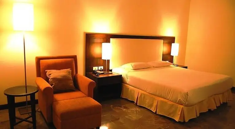 Deluxe room (Single/Twin)
