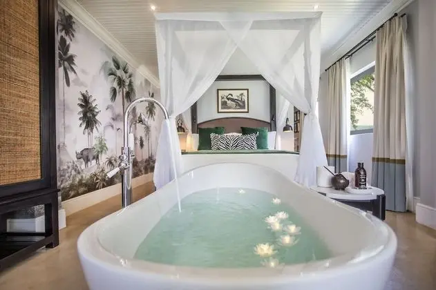 Livingstone Junior Suite