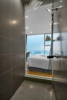 Superior Oda, Şehir Manzaralı