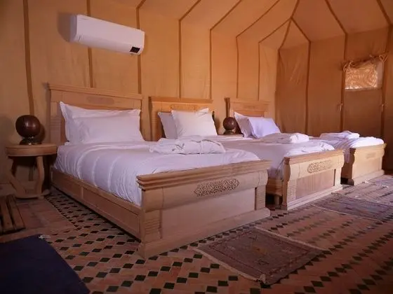 Grand Çadır, 3 Tek Kişilik Yatak, Dağ Manzaralı