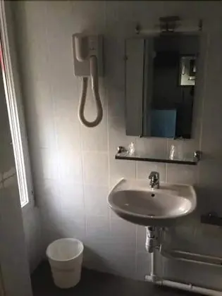 Classic Tek Büyük Yataklı Oda