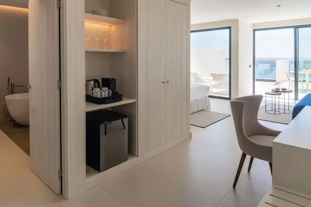 Süit, Teras, Deniz Manzaralı
