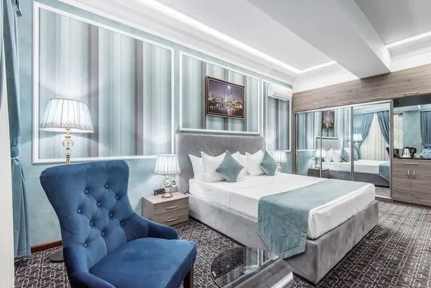 Deluxe Tek Büyük Yataklı Oda