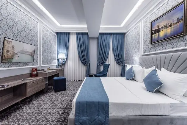 Deluxe Tek Büyük Yataklı Oda
