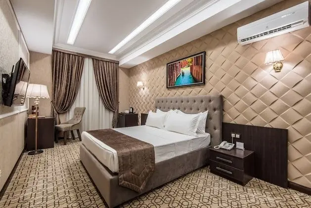 Standard Tek Büyük Yataklı Oda