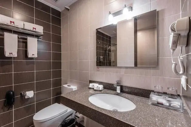Standard Tek Büyük Yataklı Oda