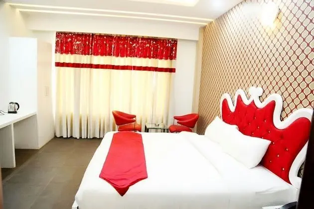 Deluxe Tek Büyük Yataklı Oda, 1 Çift Kişilik Yatak, Sigara İçilmez