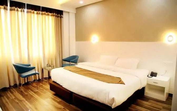 Deluxe Tek Büyük Yataklı Oda, 1 Çift Kişilik Yatak, Sigara İçilmez