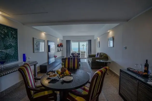 Presidential Villa, Deniz Manzaralı