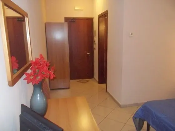 Büyük Yataklı Tek Kişilik Oda (with balcony)