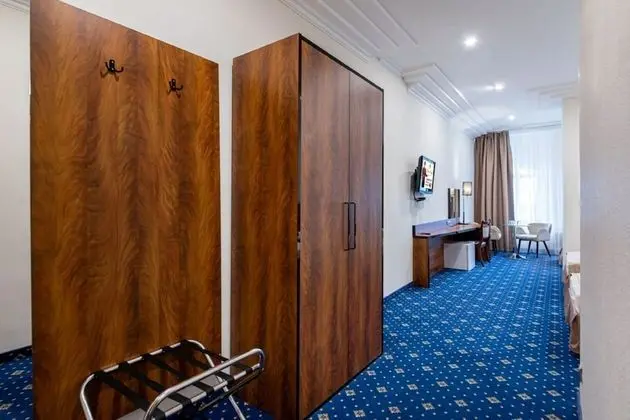 Standard Üç Kişilik Oda, 3 Tek Kişilik Yatak