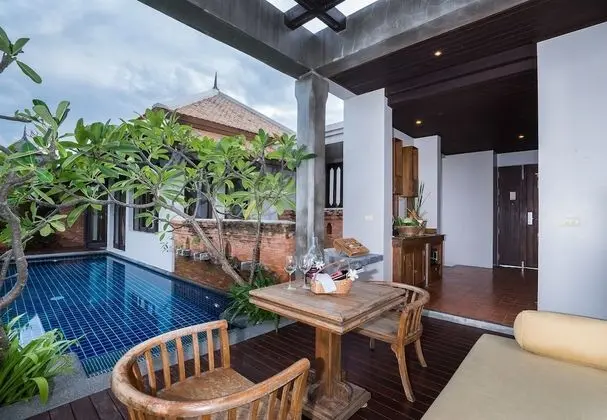 Pool Villa Garden View