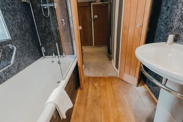 Premier Tek Büyük veya İki Ayrı Yataklı Oda