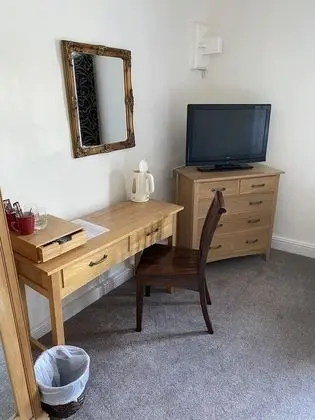 Tek Büyük Yataklı Oda, Banyolu/Duşlu