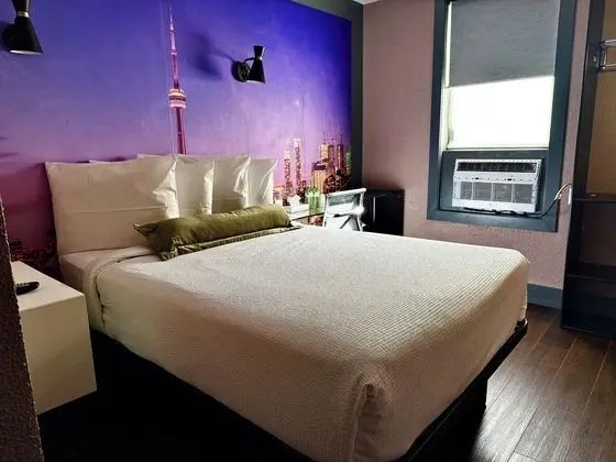 Oda, 1 Çift Kişilik Yatak