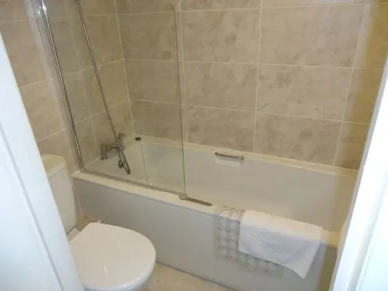 Standard Tek Büyük Yataklı Oda, Banyolu/Duşlu (Ayton)